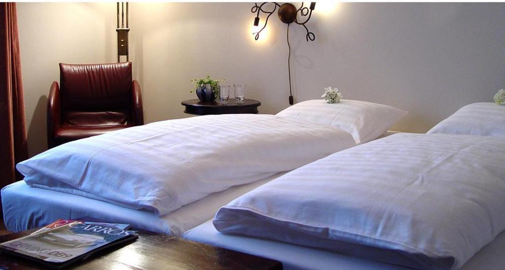Hotel Huys Van Heusden Астен Стая снимка
