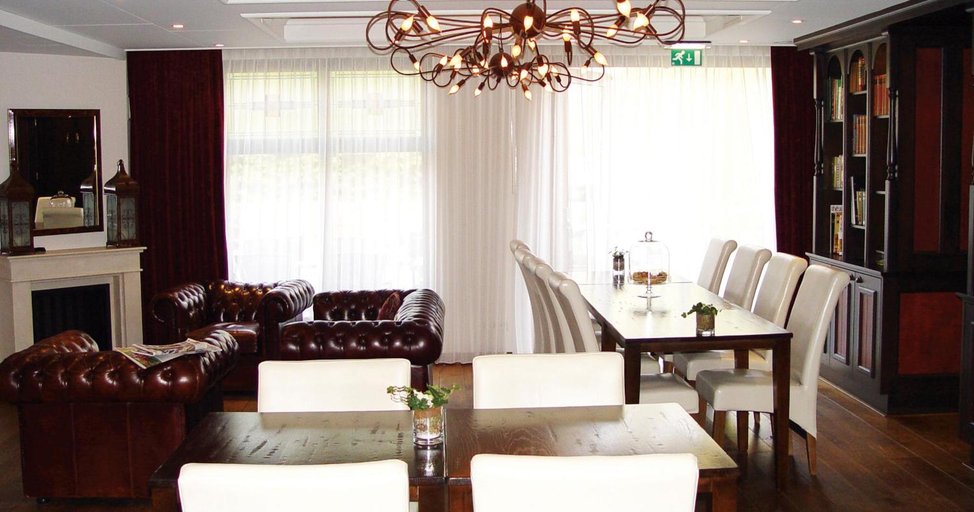 Hotel Huys Van Heusden Астен Екстериор снимка