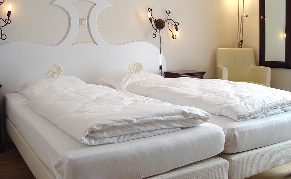 Hotel Huys Van Heusden Астен Екстериор снимка